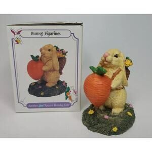 Vintage Great Western Trading Bunny Gardening Carrots Easter Figurine U77/8